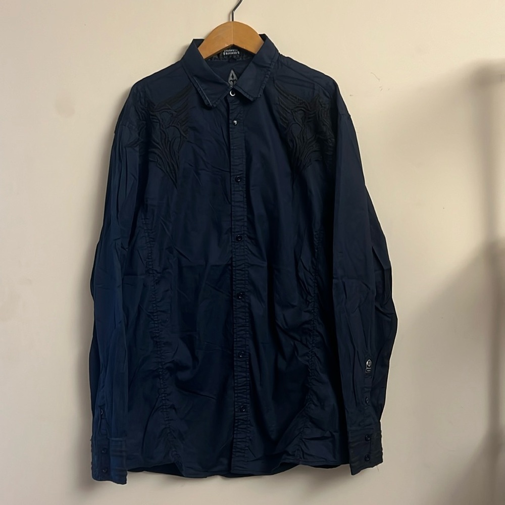 Roar Strength Refined Button Down Embroidered Sti… - image 4